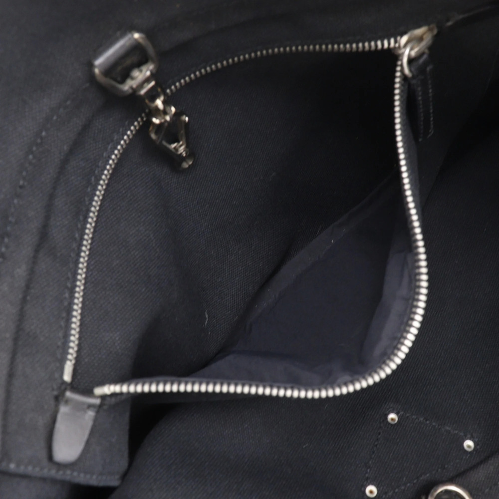 PRADA Bag - Picture 7 of 16